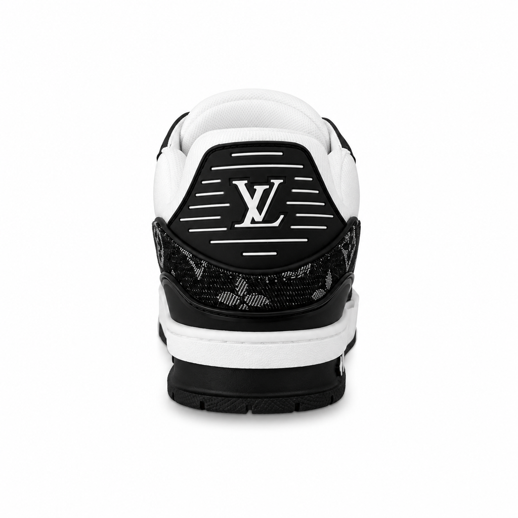 Louis Vuitton Trainer Sneakers in black and white