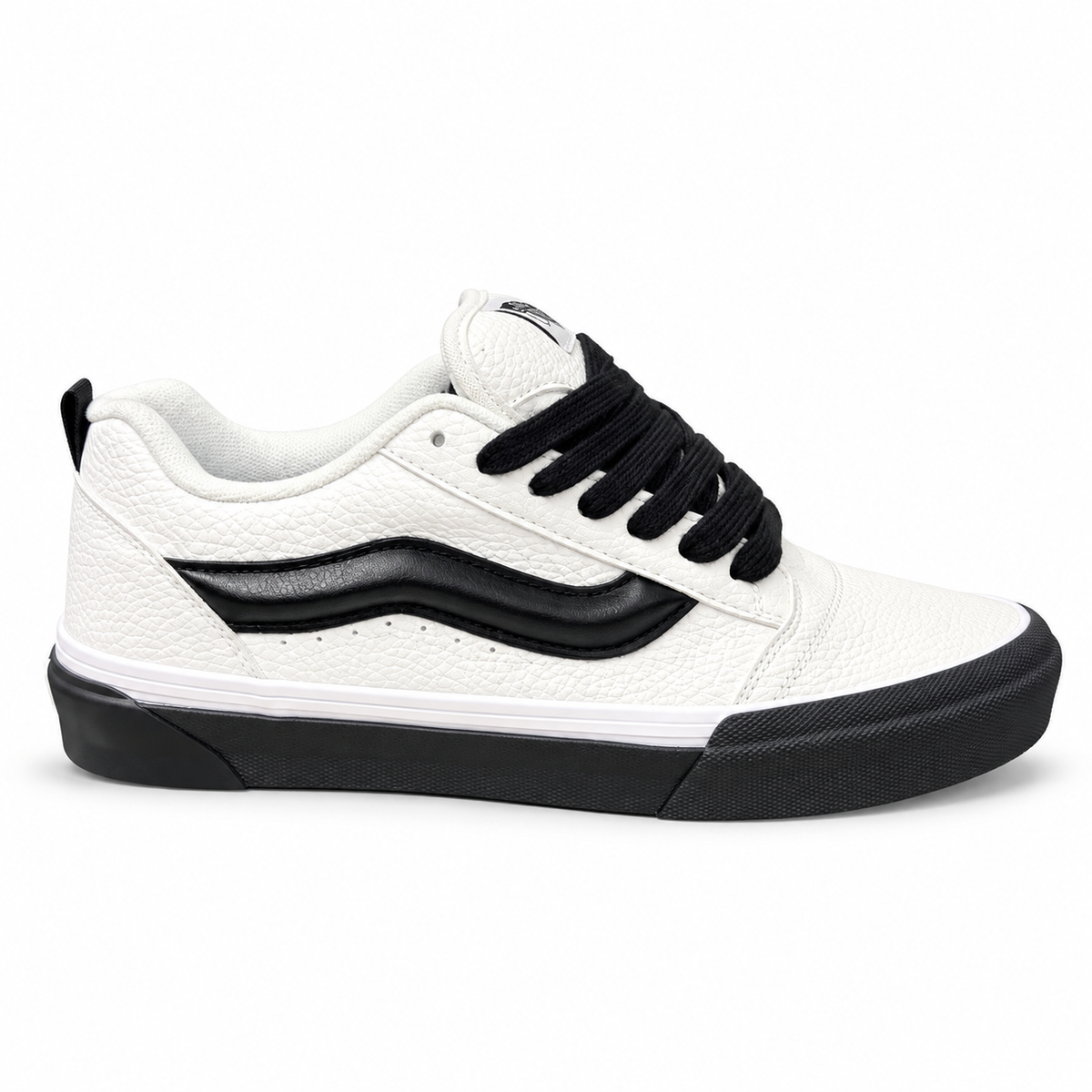 Vans Knu Skool sneakers in a white and black colorwa