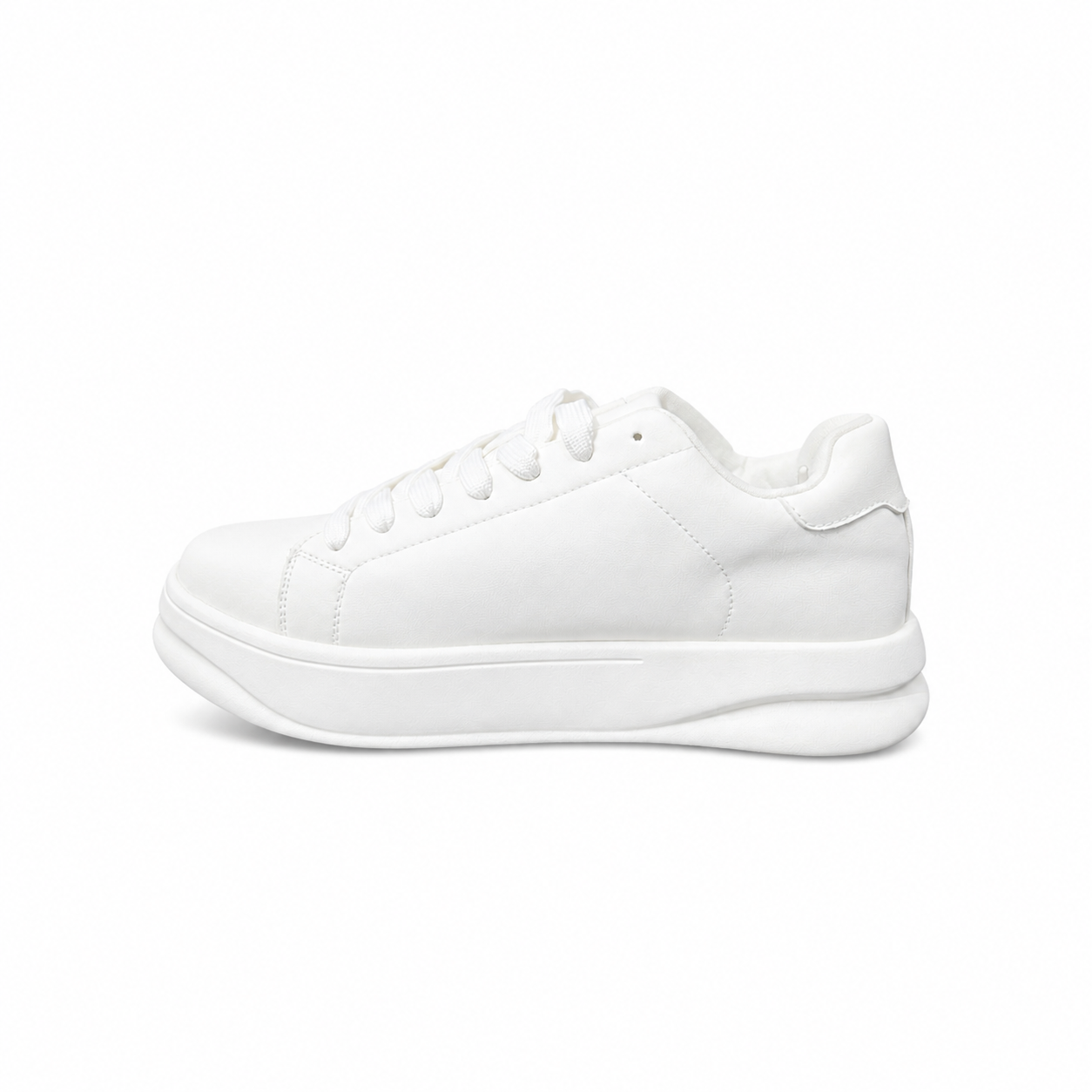 ZARA chunky sneakers in white featuring a distinct line-art graphic